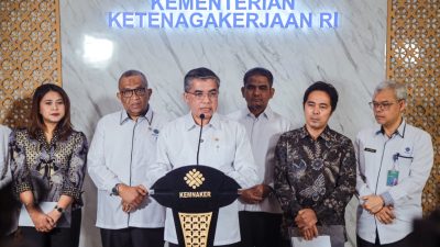 Kota Bekasi - Menaker Yassierli sampaikan imbauan WFH satu hari seminggu