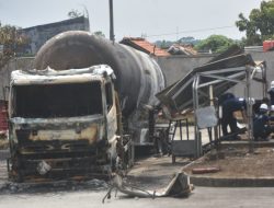 Tim Labfor Polri Olah TKP Ledakan SPBE Cimuning, Polisi Fokus Periksa Saksi dan Evakuasi Korban