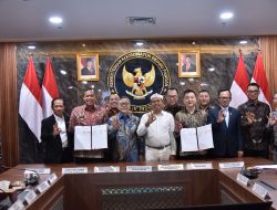 Bekasi Teken Kerjasama PSEL, Menko Zulhas Beri Waktu 7 Minggu untuk Realisasi