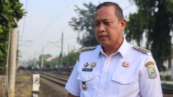 Wali Kota Bekasi Tinjau Perlintasan Bulak Kapal: Siapkan Inovasi Alarm Suara dan Barrier Otomatis