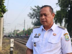 Wali Kota Bekasi Tinjau Perlintasan Bulak Kapal: Siapkan Inovasi Alarm Suara dan Barrier Otomatis