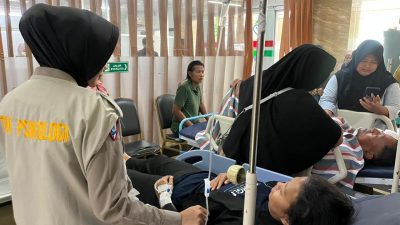 Bekasi - Tim konselor diterjunkan langsung ke RSUD Kota Bekasi untuk memberikan pendampingan trauma healing. Foto: Ist/Gobekasi.id.