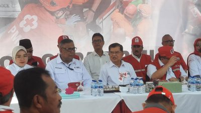 Bekasi - Ketua Umum Palang Merah Indonesia (PMI) Pusat, Jusuf Kalla, menyambangi Markas PMI Kota Bekasi di Jalan Pramuka pada Rabu (29/4/2026) Foto: Septian/Gobekasi.id.