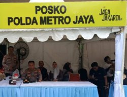 Kawal Penanganan Korban Tragedi Kereta, Polsek Bekasi Selatan Siaga di Posko RSUD Kota Bekasi