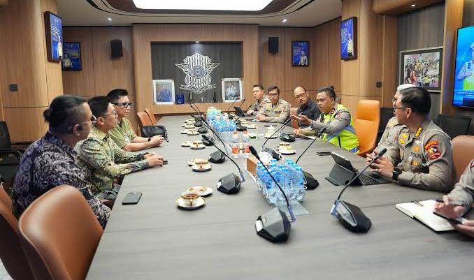 Bekasi - Sinergi Green SM dengan Korlantas Pori tentang Komitmen keselamatan berlalu lintas/foto: Korlantas Polri