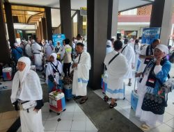 Suhu Capai 50 Derajat, Jemaah Haji Diingatkan Waspadai Dehidrasi dan Kelelahan 
