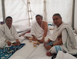 Jelang Wukuf di Arafah, Wali Kota Bekasi Bagikan Suasana Sederhana Didalam Tenda