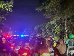 Jalan Rusak Makan Korban, Dua Pemuda Terjatuh di Bekasi Timur