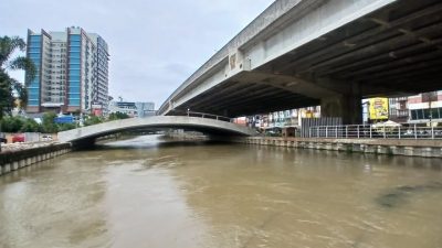 Bekasi - Jembatan Lengkung Wisata Air Kalimalang Bekasi. Foto: Facebook/Naf Inamoto