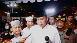 Bekasi - Wali Kota Bekasi, Tri Adhianto pasca-mengikuti doa bersama korban kecelakaan KRL vs Argo Bromo Anggrek di Stasiun Bekasi Timur, Senin (4/5/2026) malam. Foto: Ist/Gobekasi.id.