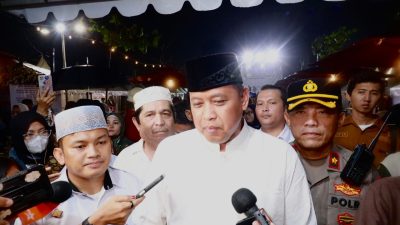 Bekasi - Wali Kota Bekasi, Tri Adhianto pasca-mengikuti doa bersama korban kecelakaan KRL vs Argo Bromo Anggrek di Stasiun Bekasi Timur, Senin (4/5/2026) malam. Foto: Ist/Gobekasi.id.