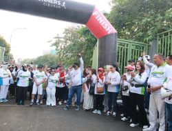 CFD Bekasi Meriah, Tri Adhianto Lepas Fun Run Lamahu dan Sepeda Santai Muhammadiyah