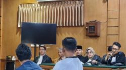 Panggung Sandiwara Perusahaan Penyuap Bupati Bekasi: Sopir Angkot di Kursi Direktur