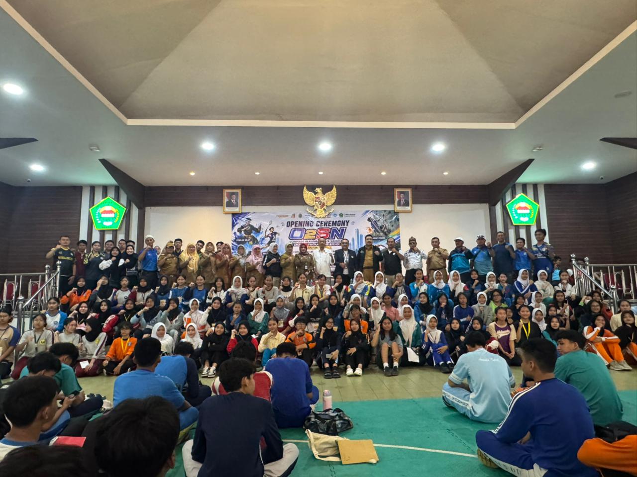 Bekasi - Pembukaan O2SN tingkat SMA/MA Kota Bekasi 2026 di Universitas Muhammdiyah Indonesia. Foto: Ist/Gobekasi.id.