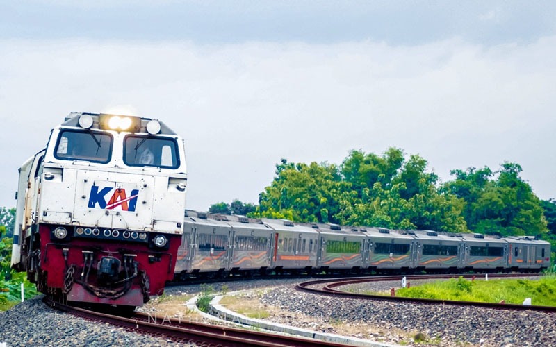 Bekasi - KA Argo Bromo Anggrek relasi Gambir-Surabaya Pasarturi PP./ Dok. KAI