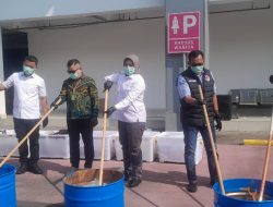Kejari Bekasi Musnahkan Ratusan Ribu Pil Koplo, Narkoba dan Rokok Ilegal