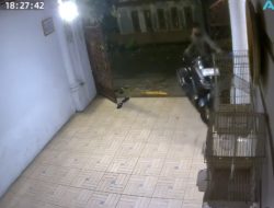 Lengah 6 Menit Usai Pulang Kantor, Motor Warga Pondok Melati Digondol Maling Saat Gendong Anak