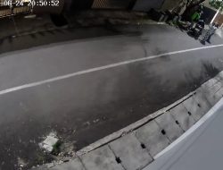 Polisi Gadungan Berjaket Ojol Todong Senjata di Bekasi, Gasak Motor Nmax Milik Tiga Remaja Wanita