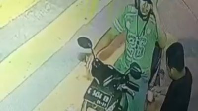 Bekasi - Tampang pelaku yang membawa kabur motor hingga barang berharga karyawan gudang Shopee Bekasi. Foto: Ist/Gobekasi.id.