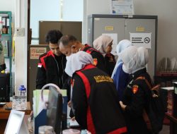 Dugaan Korupsi MCK Pasar Bantargebang, Kejari Geledah Kantor Disdagperin dan Sita Puluhan Dokumen