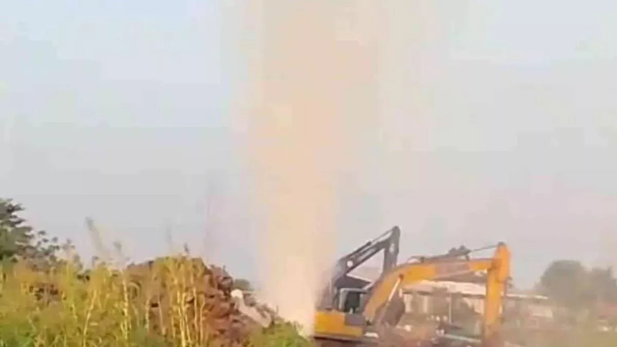 Bekasi - Insiden kebocoran pipa gas Pertamina di Kampung Buni Bakti, Babelan, Kabupaten Bekasi. Foto: Ist