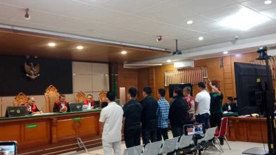 Bekasi - Sidang lanjutan korupsi Bupati Bekasi Ade Kuswara Kunang di Pengadilan Tindak Pidana Korupsi (Tipikor) Bandung, Senin (22/6/2026). Foto: JPNN