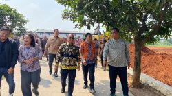 Bekasi - Rombongan DPRD Kota Bekasi, yang dipimpin Sardi Effendi menyidak lahan PSEL Sumur Batu, Kamis (2/7/2026). Foto: Ist/Gobekasi.id.