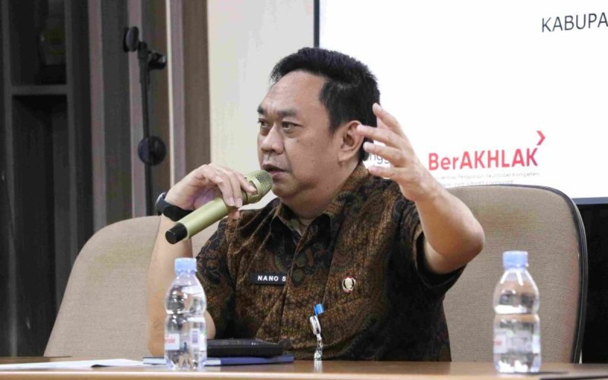 Bekasi - Sekretaris Inspektorat Kabupaten Bekasi Nano Setiana memimpin rapat teknis program Pariwara Antikorupsi. Foto: Ist/Gobekasi.id.