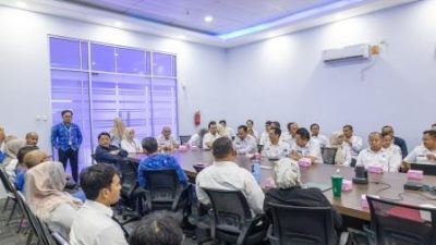 Bekasi - Draf berita acara serah terima dua kantor cabang, yakni Cabang Bekasi Kota dan Cabang Pondok Ungu, dinyatakan telah final dibahas oleh Pemerintah Kabupaten (Pemkab) Bekasi dan Pemerintah Kota (Pemkot) Bekasi di Ruang Command Center Pemkot Bekasi, Rabu (15/7/2026). Foto: Ist/Gobekasi.id.