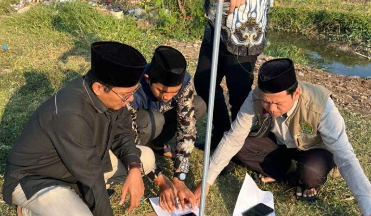 Bekasi - Sebanyak 3.400 warga di wilayah Kabupaten Bekasi mendaftarkan diri untuk memverifikasi arah kiblat tempat ibadah maupun hunian pribadi mereka. Foto: Ist/Gobekasi.id.