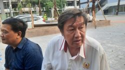 Bekasi - Sekretaris Umum KONI Jawa Barat, Gianto Hartono, usai mendampingi Komisi V DPRD Jawa Barat usai meninjau venue olahraga di Kota Bekasi, Rabu (8/7/2027). Foto: Septian/Gobekasi.id.