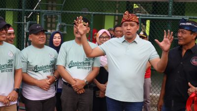 Bekasi - Wali Kota Bekasi Tri Adhianto meresmikan langsung fasilitas Lapangan Tenis Graha Harapan dan Bumyagara yang berlokasi di wilayah Kecamatan Mustika Jaya, Sabtu (11/7/2026). Foto: Ist/Gobekasi.id.