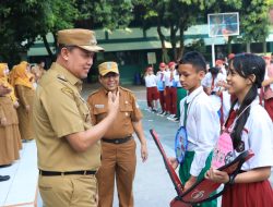 Tinjau MPLS, Wali Kota Bekasi Pastikan Bebas Perundungan
