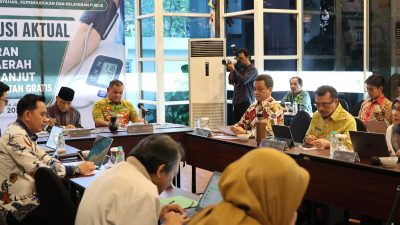 Bekasi - Wakil Wali Kota Bekasi Abdul Harris Bobihoe menyampaikan potret implementasi sukses dan komitmen jaminan kesehatan yang telah berjalan dalam dalam Forum Diskusi Aktual bertajuk “Penguatan Peran Pemerintah Daerah dalam Tindak Lanjut Program Cek Kesehatan Gratis” yang diselenggarakan secara hibrida (tatap muka dan virtual) di Jakarta Pusat, Kamis (16/7/2026). Foto: Ist/Gobekasi.id.