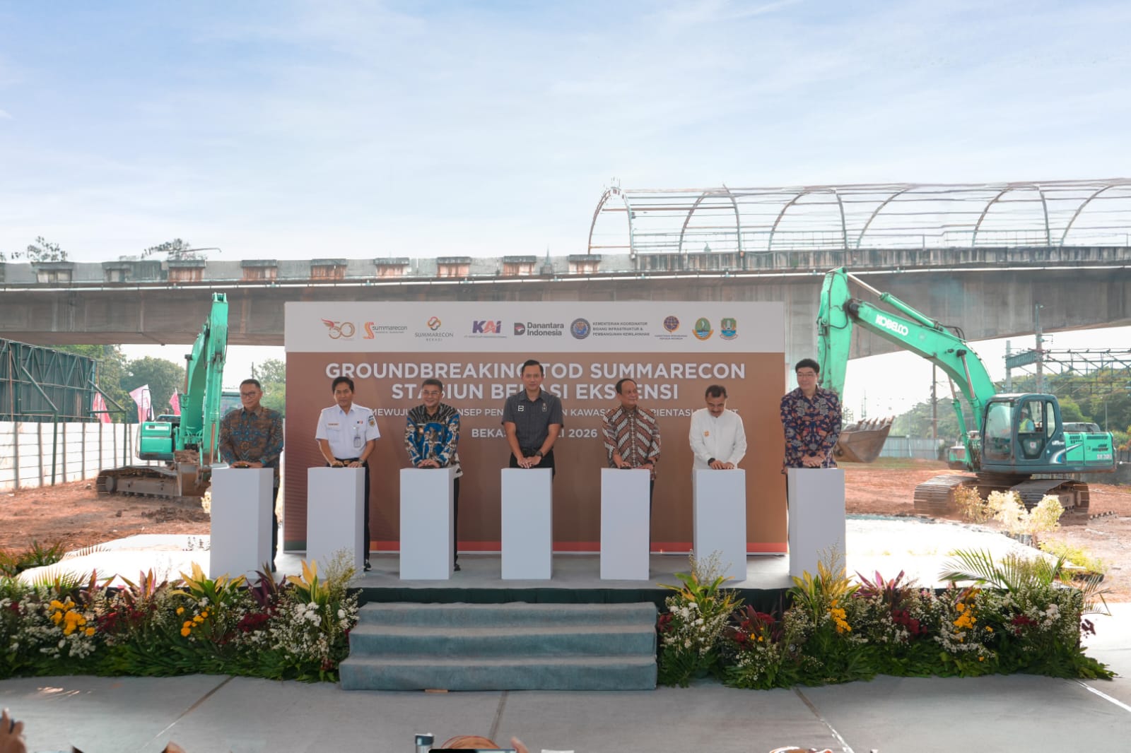 Bekasi - Summarecon menggelar groundbreaking pembangunan Stasiun Bekasi Ekstensi yang menjadi bagian utama dari Transit Oriented Development (TOD) Summarecon pada Jumat (24/7/2026) siang. Foto: Gobekasi.id.