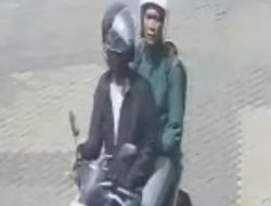 Motor Honda Beat Putih-Biru Milik Pekerja Raib di Parkiran Mustika Garden Tamansari Bekasi