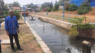 Bekasi - Kondisi Air Baku yang diproduksi Perumda Tirta Patriot menurun akibat tercemarnya Kali Bekasi. Foto: Septian/Gobekasi.id.