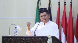 Bekasi - Gubernur Jawa Barat, Dedi Mulyadi, saat memberikan pidato dalam momentum tasyakuran Hari Jadi ke-76 Kabupaten Bekasi di Cikarang Pusat pada Sabtu (15/8/2026). Foto: Ist/Gobekasi.id.
