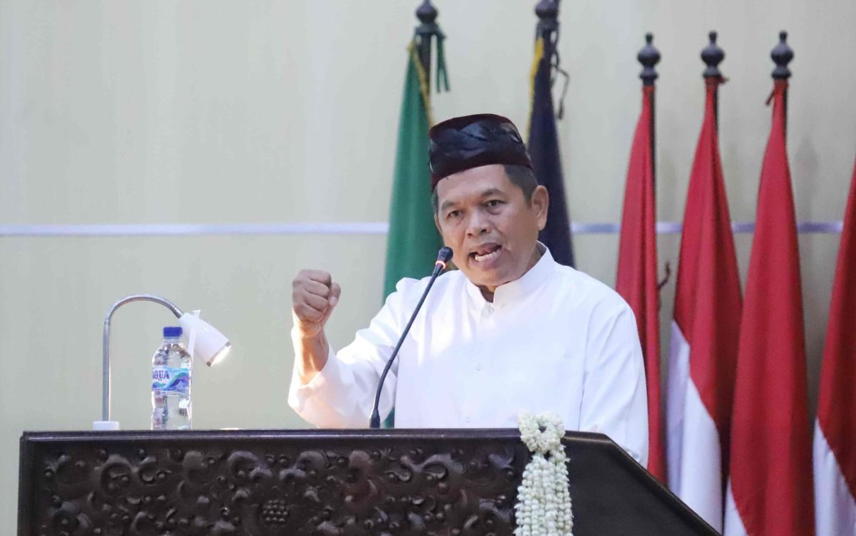 Bekasi - Gubernur Jawa Barat, Dedi Mulyadi, saat memberikan pidato dalam momentum tasyakuran Hari Jadi ke-76 Kabupaten Bekasi di Cikarang Pusat pada Sabtu (15/8/2026). Foto: Ist/Gobekasi.id.