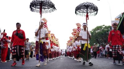 Bekasi - Kirab budaya di PNBK Jilid 3, Jalan Ahmad Yani, Kota Bekasi Minggu (30/8/2026). Foto: Ist/Gobekasi.id