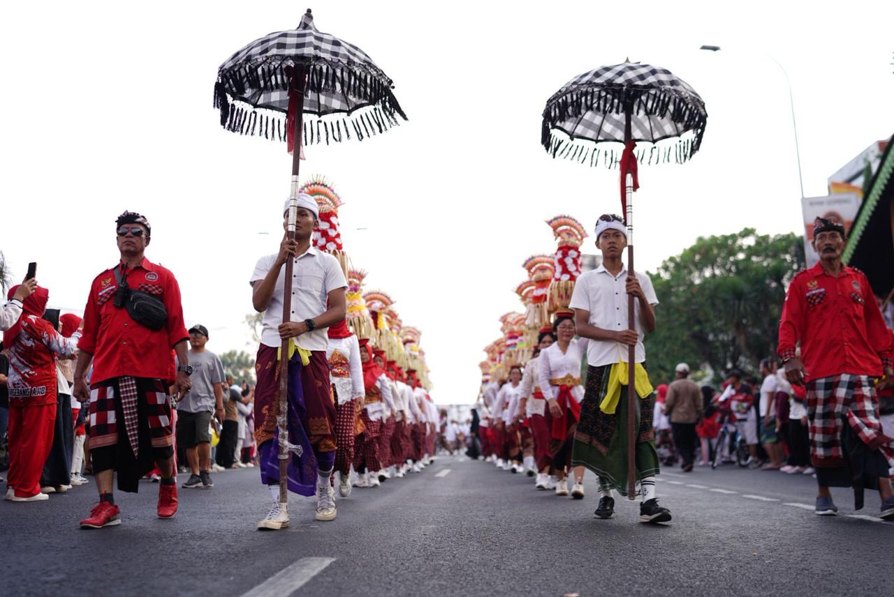 Bekasi - Kirab budaya di PNBK Jilid 3, Jalan Ahmad Yani, Kota Bekasi Minggu (30/8/2026). Foto: Ist/Gobekasi.id