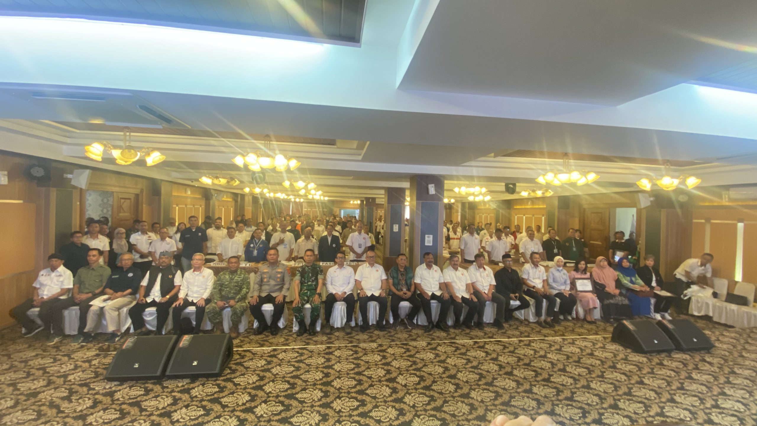 Bekasi - Komite Olahraga Nasional Indonesia (KONI) Jawa Barat menggelar Rapat Kerja (Raker) Provinsi di Universitas Pasundan (Unpas), Bandung, pada Minggu (30/8/2026). Foto: Gobekasi.id.