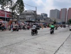 Betonisasi Rampung, Perbaikan Jalan Ir. H. Juanda Bekasi Menyisakan Proyek Drainase