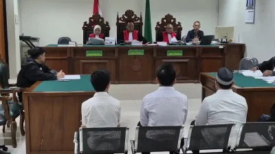Bekasi - Sidang Anggota DPRD Kabupaten Bekasi berinsial NY dan kolega yang meminta penangguhan penahanan oleh Majelis Hakim Pengadilan Negeri Cikarang, Kamis (20/8/2026). Foto: Ist