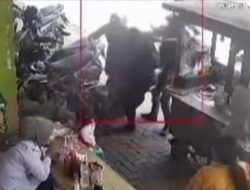 Nasabah Bank di Cibitung Dibacok Perampok Bersenjata, Uang Rp 30 Juta Raib