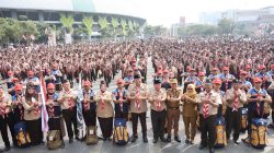 Wali Kota Bekasi Lepas Kontingen Jamnas XII dan Kukuhkan 1.300 Pramuka Garuda
