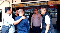 Bekasi - Polsek Bekasi Selatan menangkap oknum Debt Collector yang menganiaya warga pekayon pakai kursi besi. Foto: Ist/Gobekasi.id.