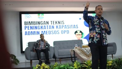 Bekasi - Wali Kota Bekasi Tri Adhianto meminta seluruh admin media sosial OPD hingga kelurahan responsif dan mampu menjawab kebutuhan informasi warga. Foto: Ist/Gobekasi.id.