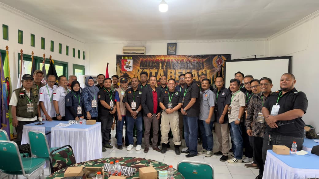 Bekasi - Kemal Hendrayadi terpilih secara aklamasi memimpin Perbakin Kota Bekasi dan menargetkan empat medali emas pada ajang Porprov Jabar 2026. Foto: Ist/Gobekasi.id.