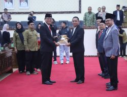 Tersandung Kasus Korupsi, Soleman Digantikan Ferry Sirait di DPRD Kabupaten Bekasi
